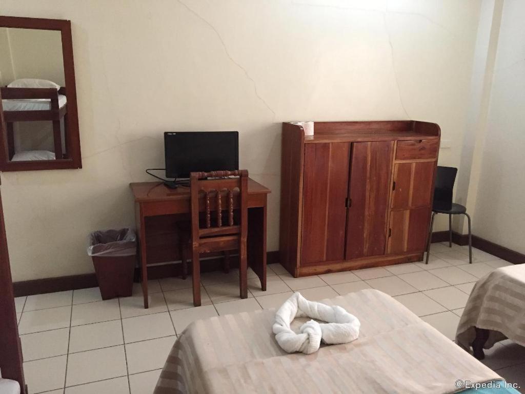 El Haciendero Private Hotel Iloilo Zewnętrze zdjęcie