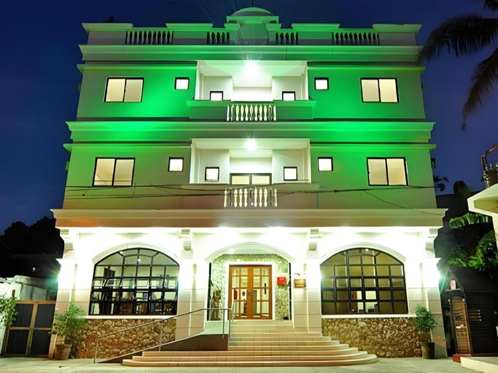 El Haciendero Private Hotel Iloilo Zewnętrze zdjęcie