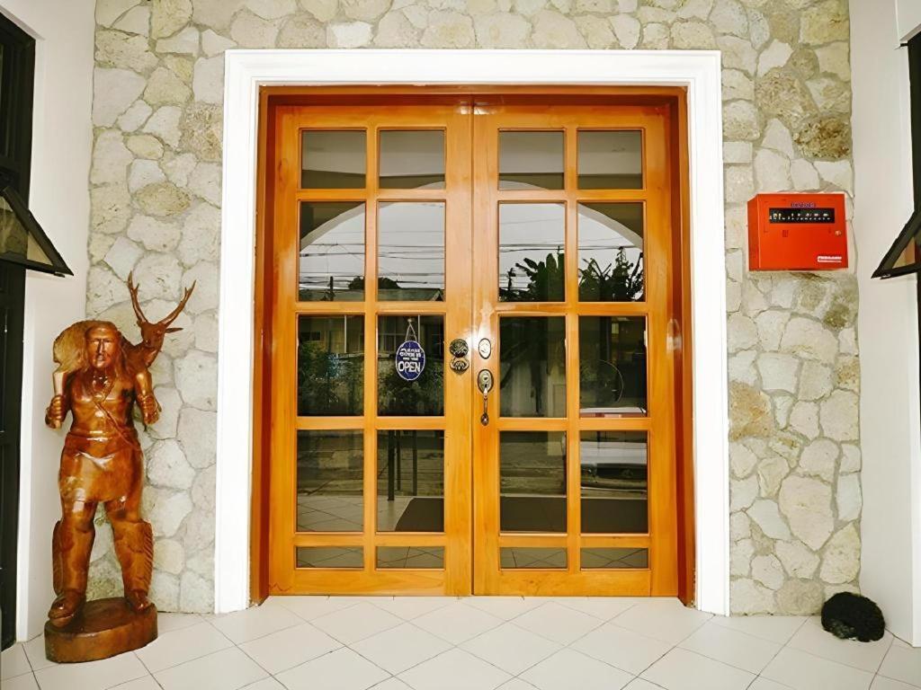 El Haciendero Private Hotel Iloilo Zewnętrze zdjęcie