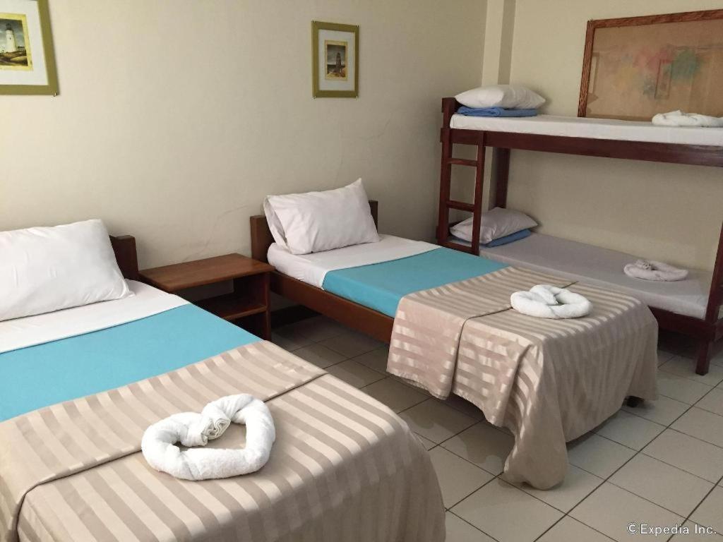 El Haciendero Private Hotel Iloilo Zewnętrze zdjęcie