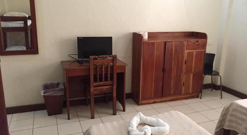 El Haciendero Private Hotel Iloilo Zewnętrze zdjęcie