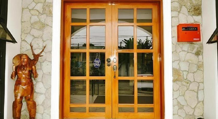 El Haciendero Private Hotel Iloilo Zewnętrze zdjęcie