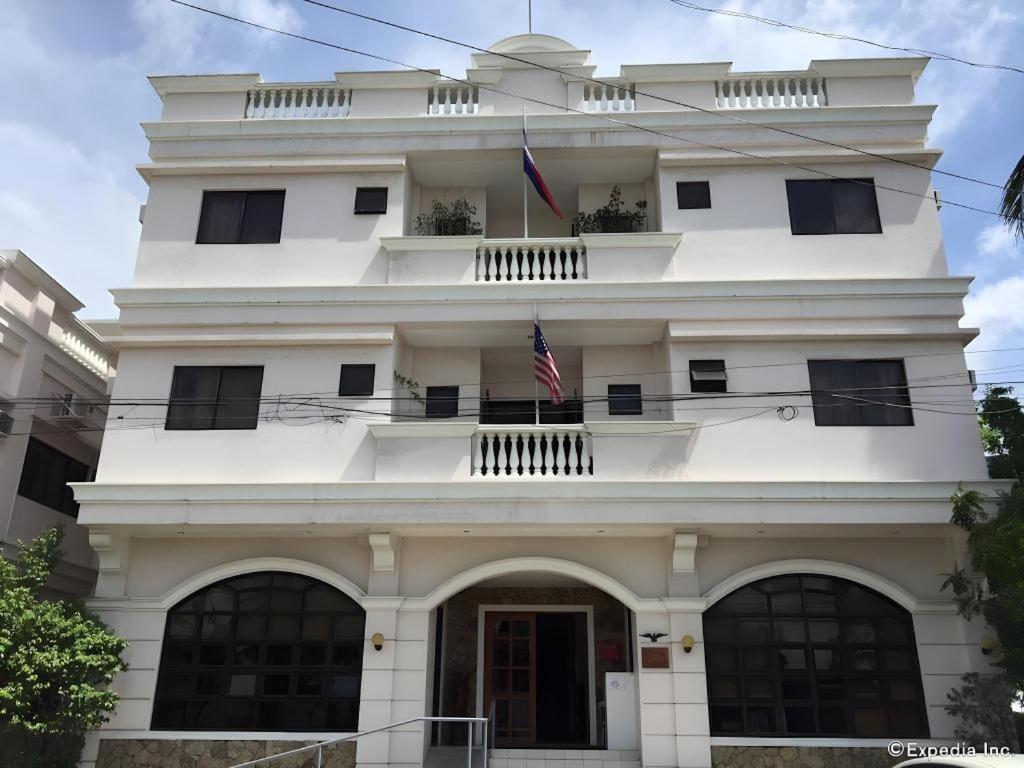 El Haciendero Private Hotel Iloilo Zewnętrze zdjęcie