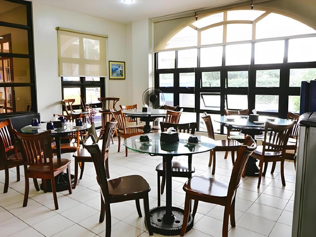 El Haciendero Private Hotel Iloilo Zewnętrze zdjęcie