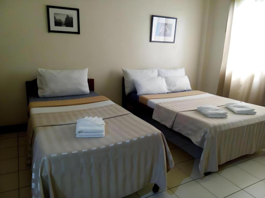 El Haciendero Private Hotel Iloilo Zewnętrze zdjęcie