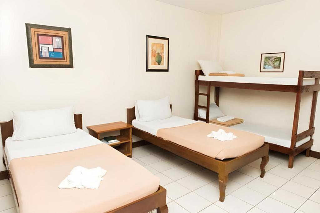 El Haciendero Private Hotel Iloilo Zewnętrze zdjęcie